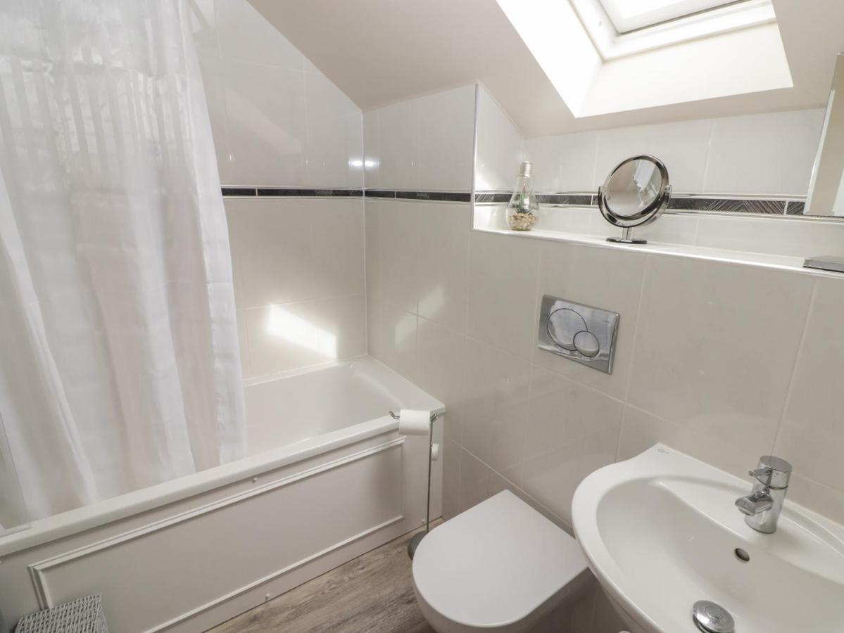 Daffodil Apartment Tenby Dış mekan fotoğraf
